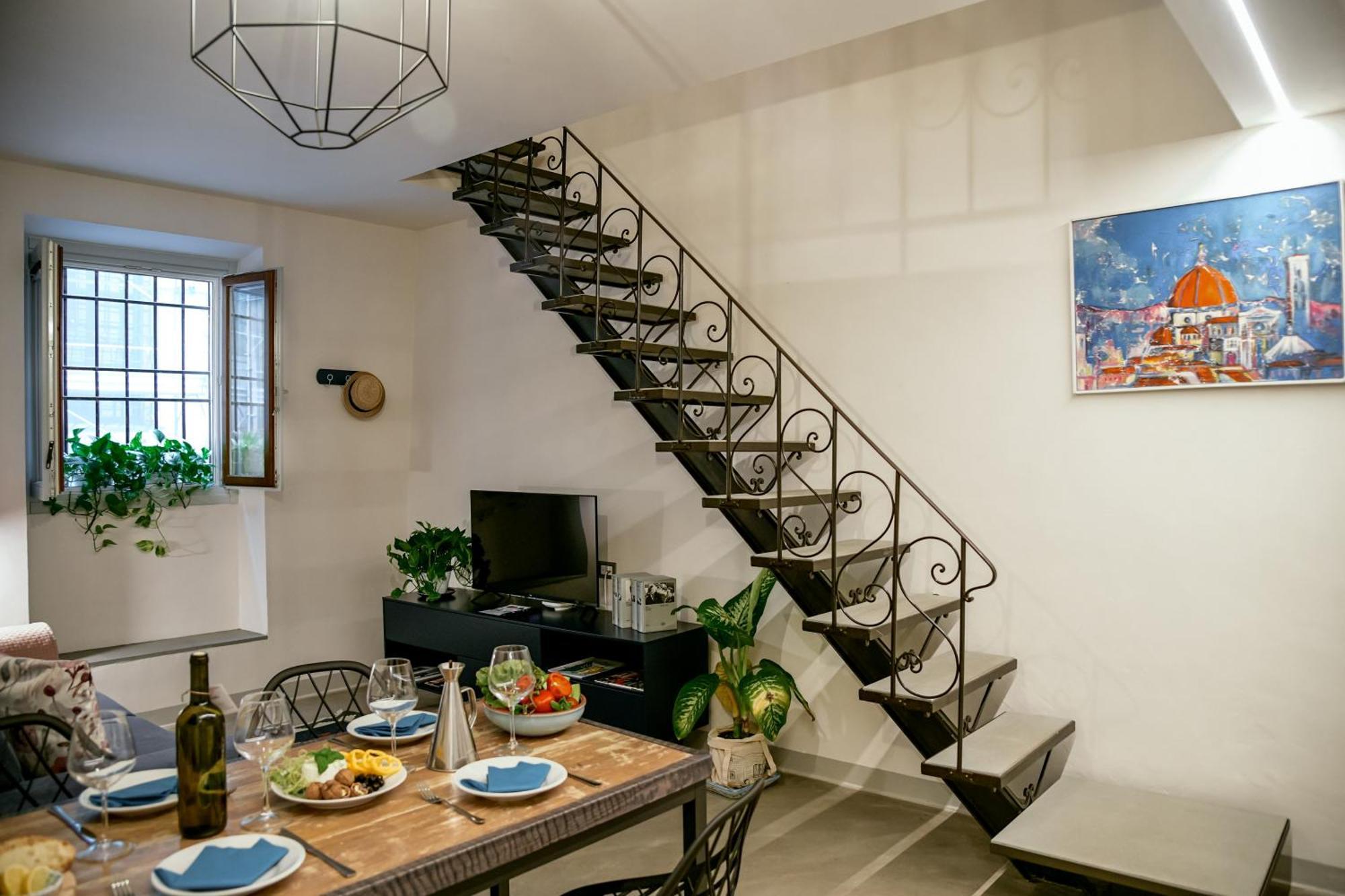 Casa S A F E R Florencia
